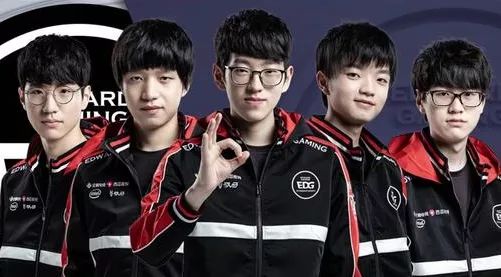 跨步横传找 跨步横传找